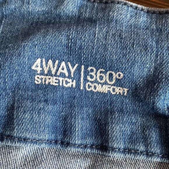 Lola Light Blue Anna MLB Mid Rise Stretchy Skinny Jeans - Picture 13 of 14